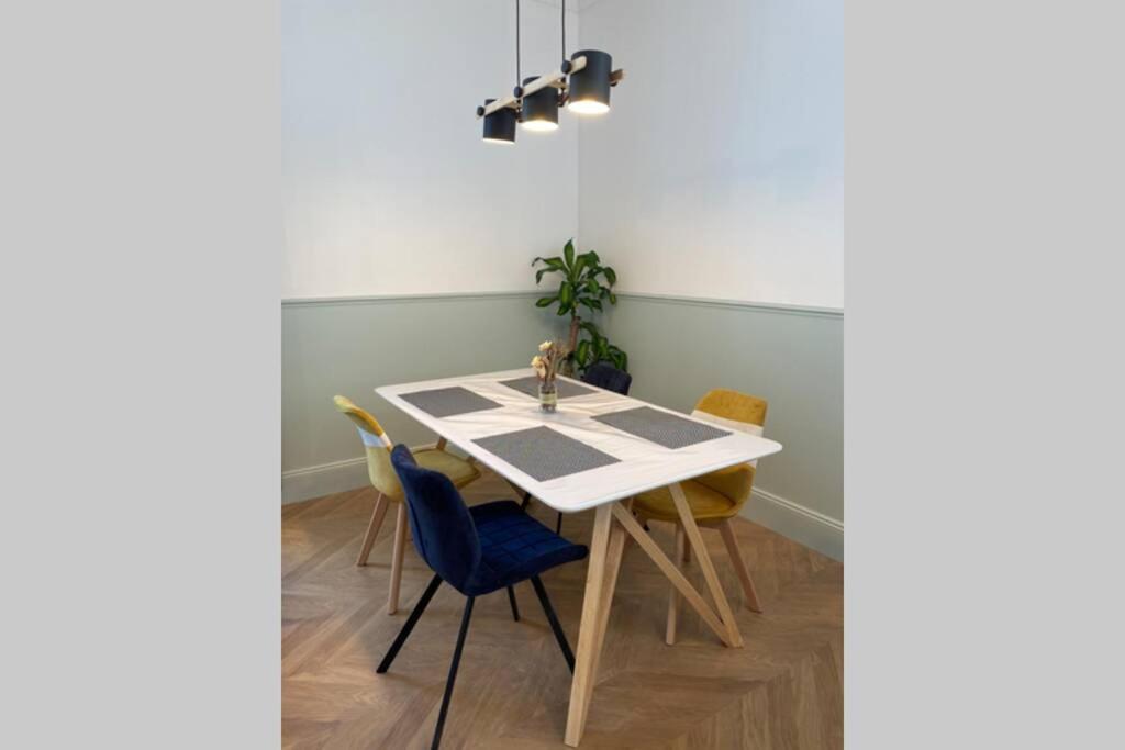 Magnifique Appartement Climatise - Classe 4 Etoiles Terrasson 外观 照片