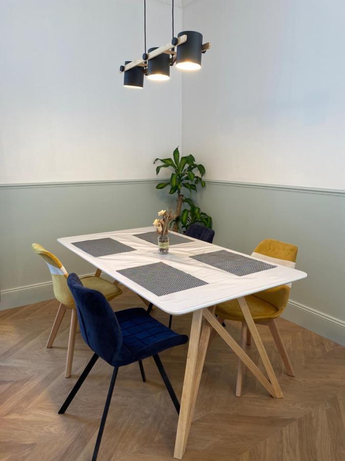 Magnifique Appartement Climatise - Classe 4 Etoiles Terrasson 外观 照片